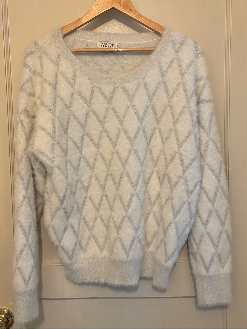 Molly Bracken White Sweater with Light Gray/Shiny Geometric Pattern